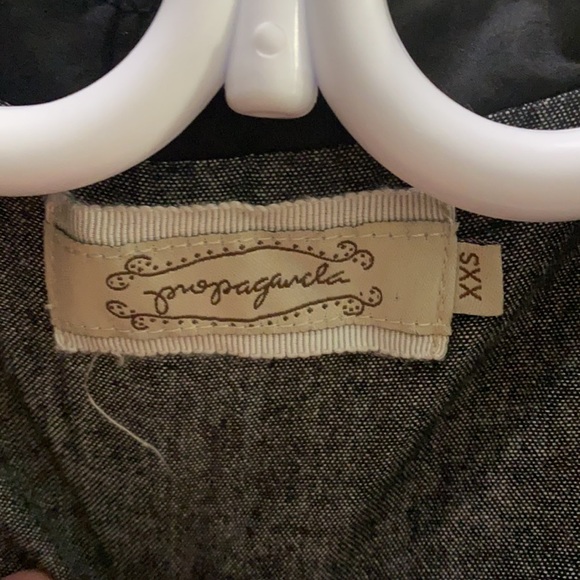 Women Jacket - Picture 4 of 4